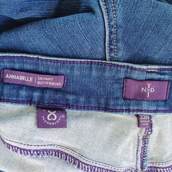 NYDJ Plus Size 22W Annabelle Skinny Boyfriend Denim Jeans Lift Tuck Technology - Picture 3 of 3